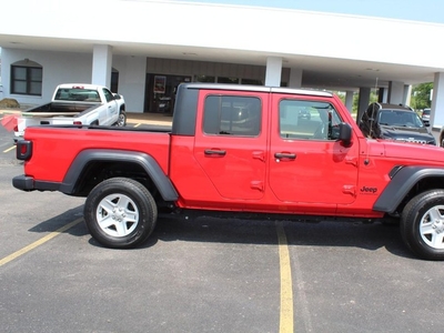 2020 Jeep Gladiator 4WD Sport S in Pacific, MO