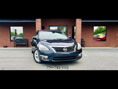 Used 2014 Nissan Altima 2.5 SV w/ Convenience Package