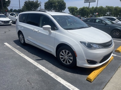 Used 2017 Chrysler Pacifica Touring-L