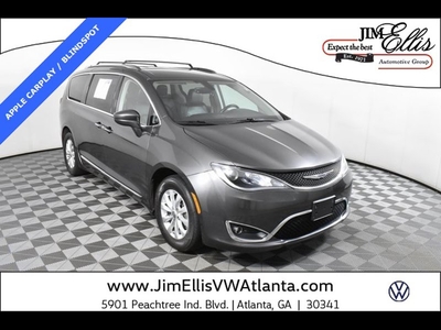 Used 2019 Chrysler Pacifica Touring-L