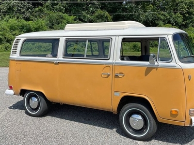 FOR SALE: 1972 Volkswagen Bus $28,500 USD
