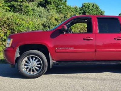 FOR SALE: 2007 Chevrolet Avalanche $8,695 USD
