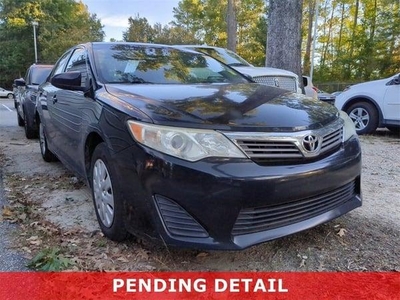2014 Toyota Camry for Sale in Chicago, Illinois
