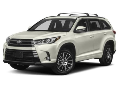 2019 Toyota Highlander for Sale in Madison, Wisconsin