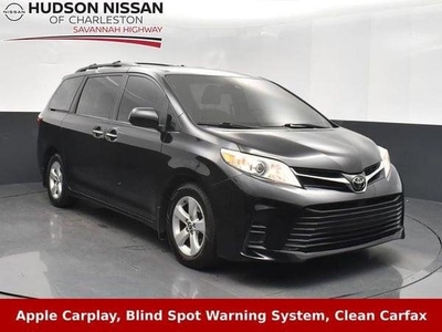 2019 Toyota Sienna for Sale in Chicago, Illinois