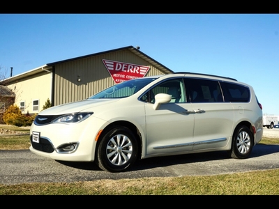 2017 Chrysler Pacifica Touring-L for sale in Keokuk, IA