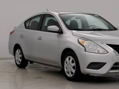 Nissan Versa 1600