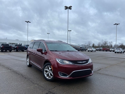 Used 2017 Chrysler Pacifica Touring L FWD