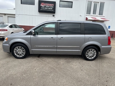 2014 Chrysler Town & Country