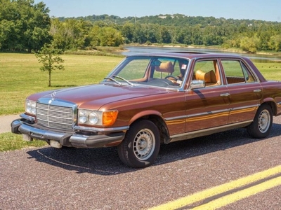 FOR SALE: 1979 Mercedes Benz 300SD AUCTION