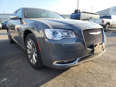 2019 Chrysler 300 Limited Limited AWD