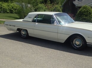 1962 Ford Thunderbird Coupe