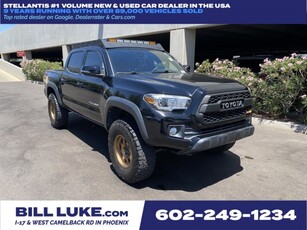 PRE-OWNED 2018 TOYOTA TACOMA TRD OFF-ROAD V6 WITH NAVIGATION & 4WD