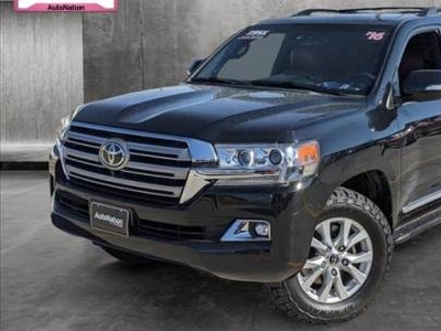 Toyota Land Cruiser 5.7L V-8 Gas