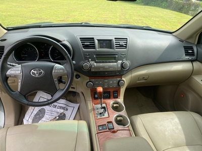 2010 Toyota Highlander Limited in Marion, NC