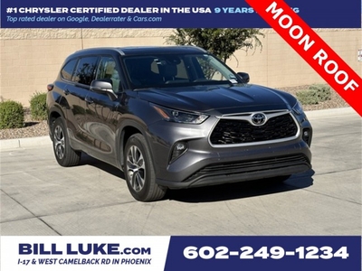 PRE-OWNED 2022 TOYOTA HIGHLANDER XLE