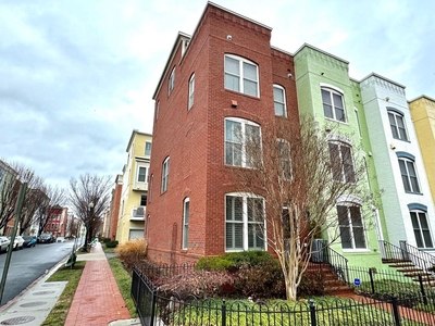 4 bedroom luxury Townhouse for sale in Washington, District of Columbia