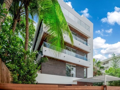 3 bedroom luxury Townhouse for sale in Miami Beach, Florida