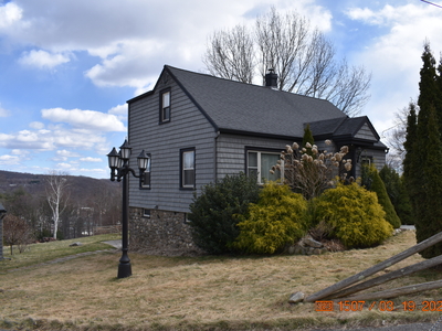 60 Old Colonial Road