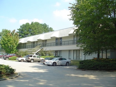 Pleasantdale Office building - 3951 Pleasantdale Rd, Atlanta, GA 30340