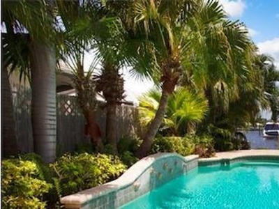 4 bedroom luxury Villa for sale in Pompano Beach, Florida
