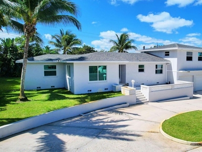 Luxury Villa for sale in Lake Worth, Florida