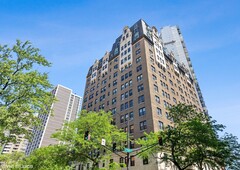 6101 N Sheridan Rd #9D, Chicago, IL 60660