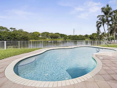Luxury Detached House for sale in Pembroke Pines, Florida