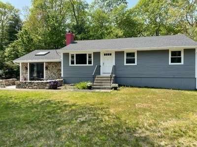 Home For Sale In Hingham, Massachusetts
