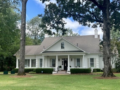 Home For Sale In Tupelo, Mississippi
