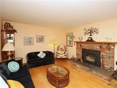 22 Old Country, Oxford, CT, 06478 | Nest Seekers