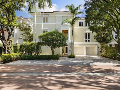 3509 Bayshore Villas Dr, Miami, FL, 33133 | Nest Seekers