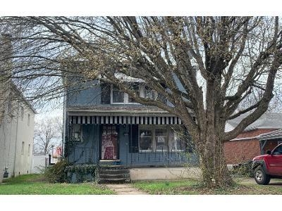 Foreclosure Single-family Home In Huntington, West Virginia