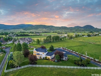 Home For Sale In Oakley, Utah