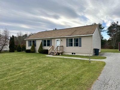 Home For Sale In Richmond, Maine