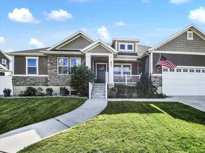 Home For Sale In Saratoga Springs, Utah
