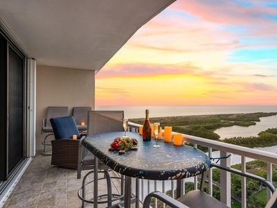 2 bedroom luxury Flat for sale in Marco Island, United States