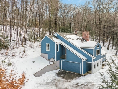 8 room luxury Detached House for sale in Peterborough, New Hampshire