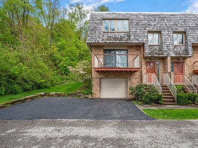 3 bedroom luxury Townhouse for sale in Pittsburgh, Pennsylvania