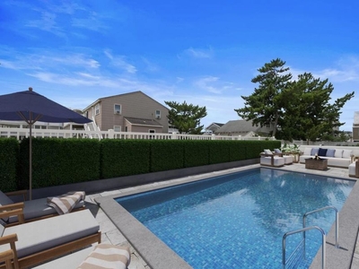 Luxury House for sale in Long Beach, New Jersey