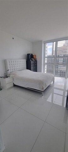 2 bedroom, Miami FL 33131