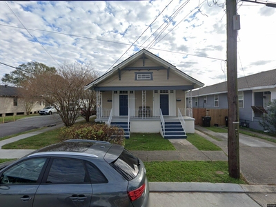 804 Greenwood Dr, New Orleans, LA 70124