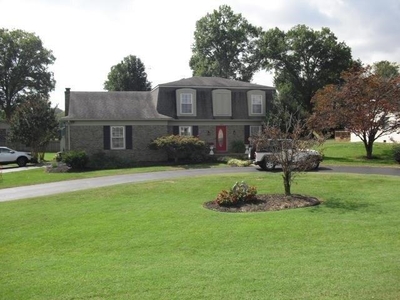4 bedroom, Bowling Green KY 42103
