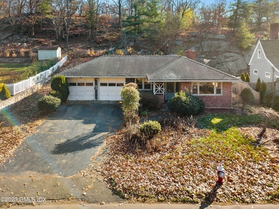 89 Laddins Rock Road, Old Greenwich, CT, 06870 | 3 BR for sale, single-family sales