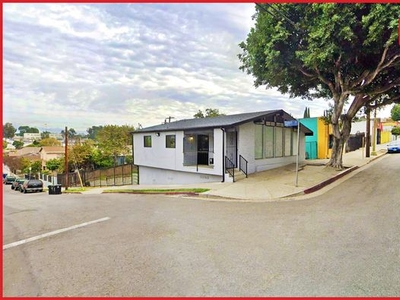Newly Remodeled Boyle Heights Retail/Office Space Available - 2551 Whittier Blvd, Los Angeles, CA 90023