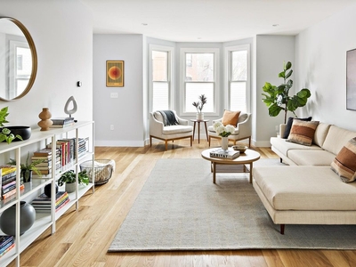 4 bedroom luxury Apartment for sale in Cambridge, Massachusetts