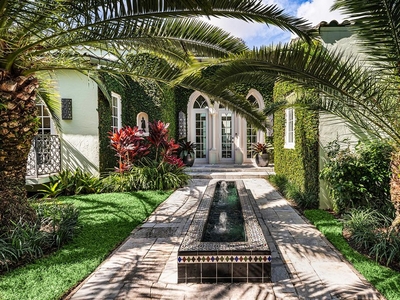 Luxury Detached House for sale in Coral Gables, United States