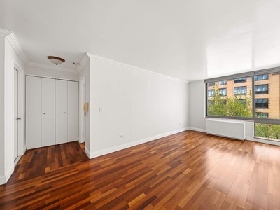 2 South End Avenue 6J, New York, NY, 10280 | Nest Seekers