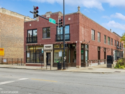 3265 S Halsted Street, Chicago, IL 60608