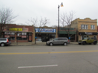 5635 W Irving Park Road, Chicago, IL 60634